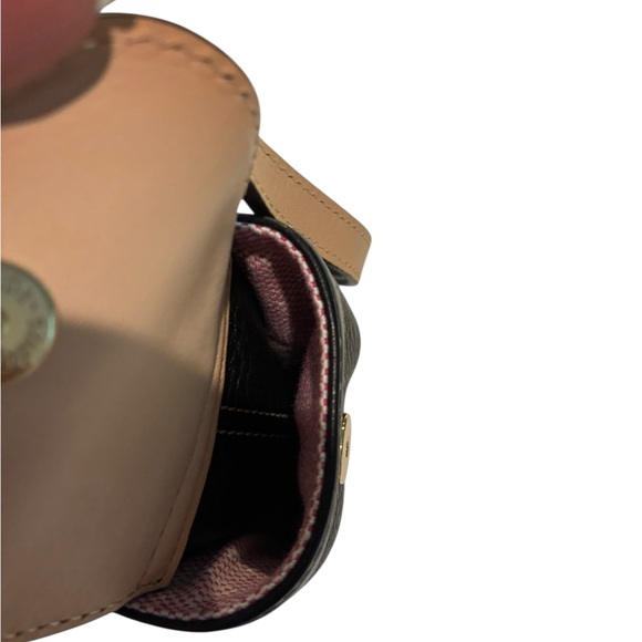 Vintage Dooney & Bourke EUC Small Pebble Leather Pocket Sac - Picture 8 of 13